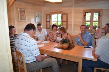 Utrinki iz 6. izredne seje v mlinu 5